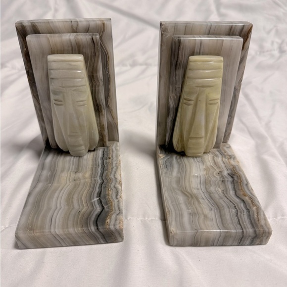Vintage Onyx Marble Polished Stone Mayan Tiki Medallion Sculptural Bookends 60s - Picture 1 of 16